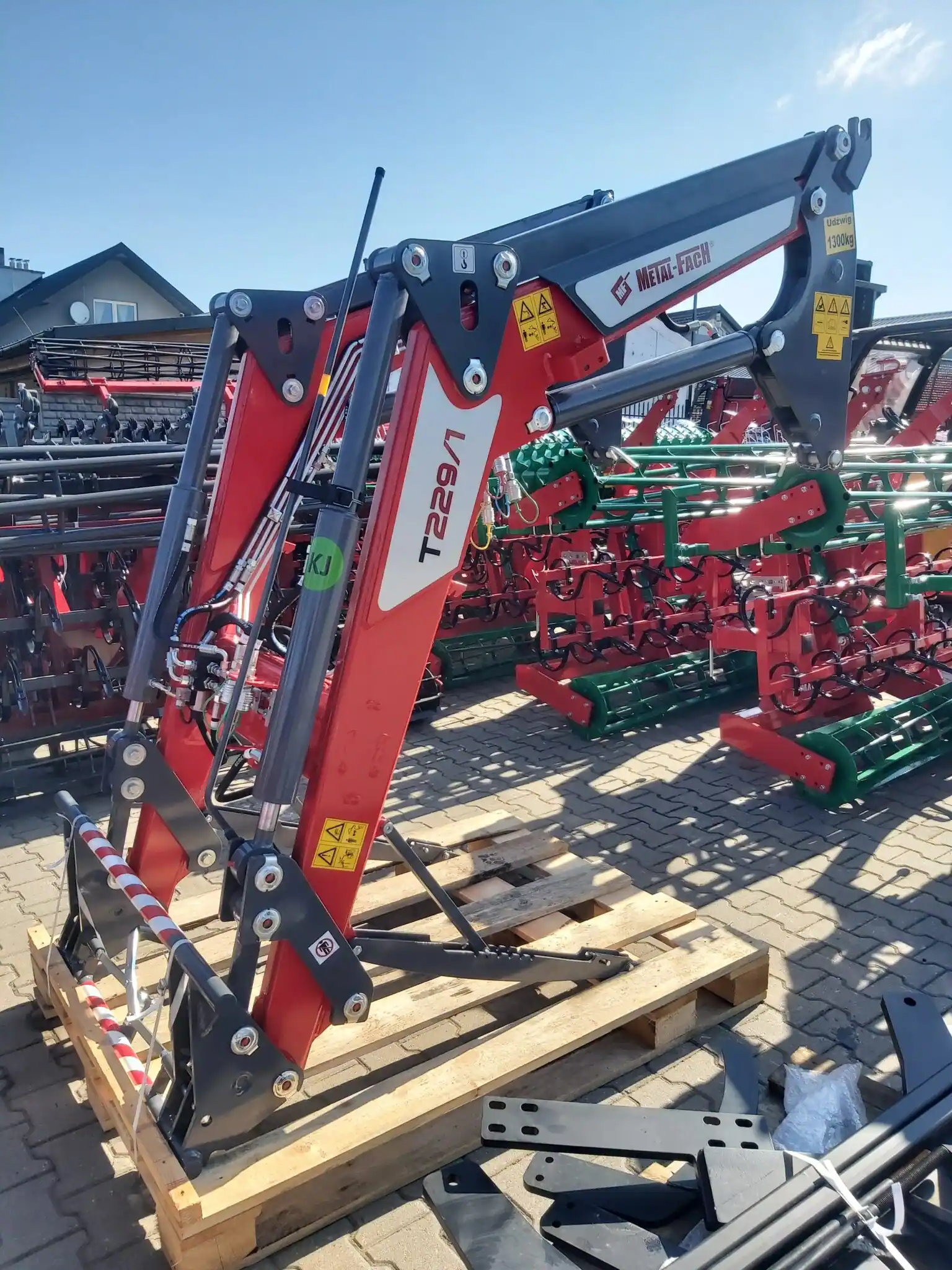 Ładowacz METAL-FACH T229 1600kg ZETOR PROXIMA 75 WYPRZEDAŻ, zdjęcie 1
