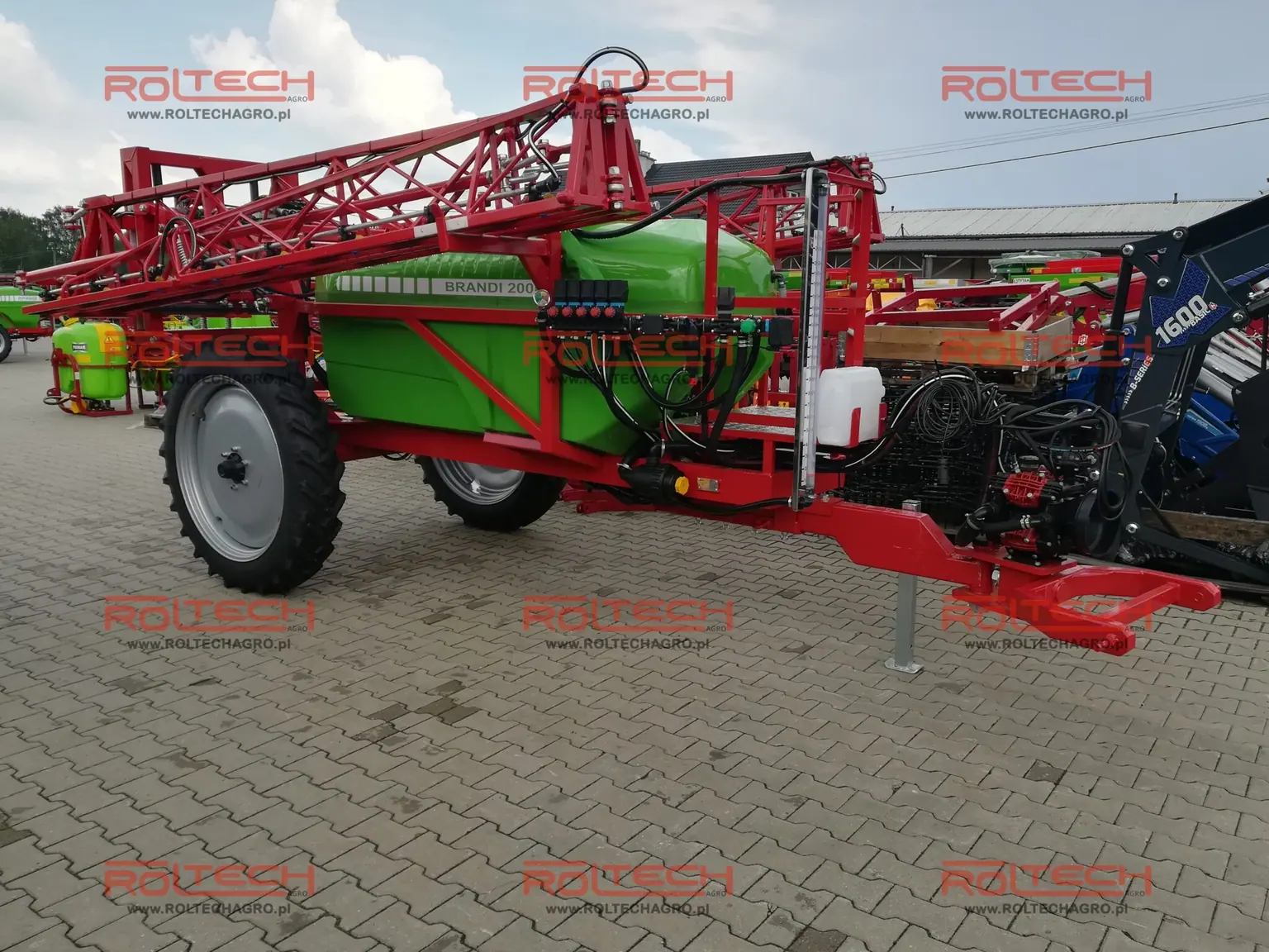 Opryskiwacz polowy przyczepiany hydrauliczny BRANDI 2500L, zdjęcie 1
