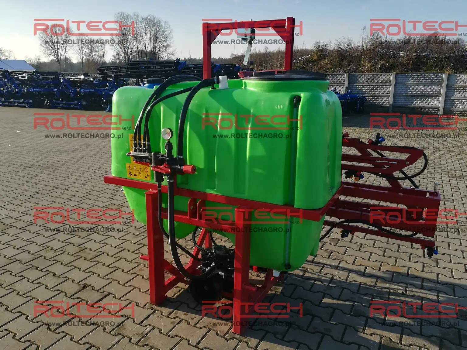 Opryskiwacz polowy zawieszany BRANDI 600L, zdjęcie 1