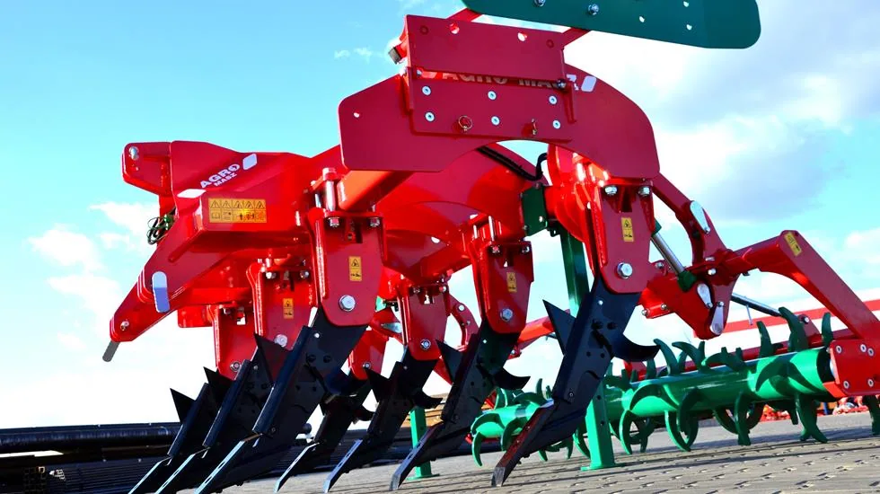 Pług dłutowy AGRO-MASZ PD, zdjęcie 1