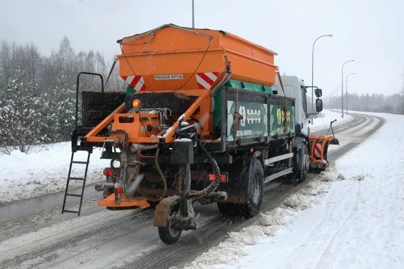 Posypywarka samochodowa PRONAR KPT40, zdjęcie 1
