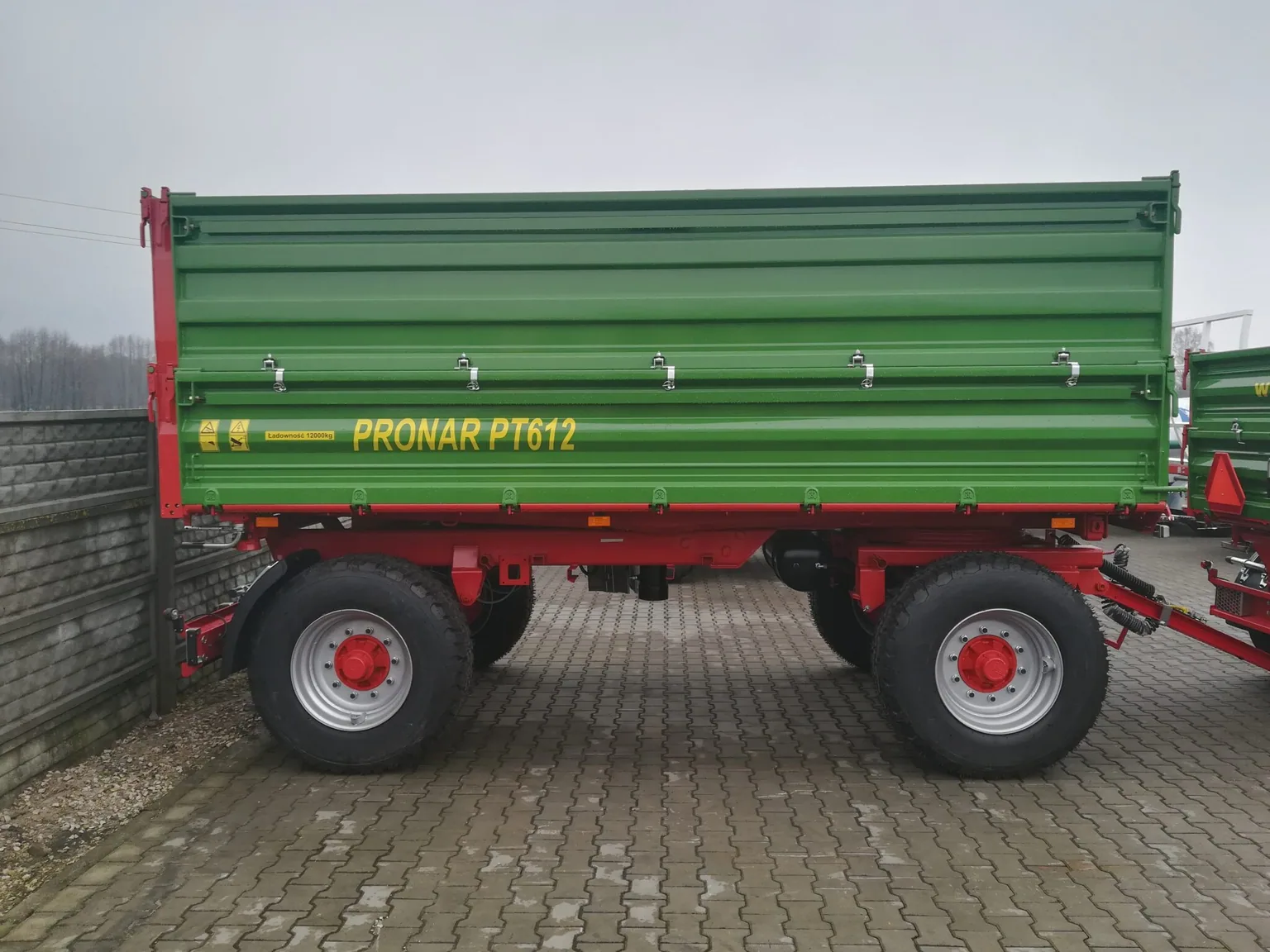 Przyczepa ciężarowa rolnicza dwuosiowa PRONAR PT612 12t, zdjęcie 1