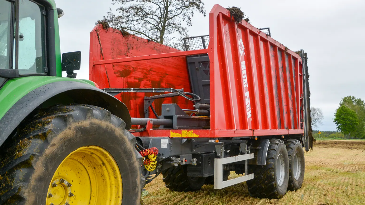 Przyczepa ciężarowa rolnicza tandem METAL-FACH T935/6 z, zdjęcie 2