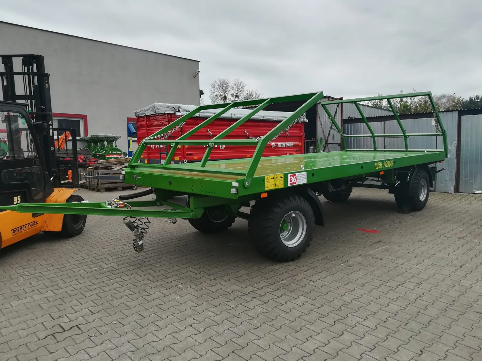 Przyczepa platformowa do bel PRONAR T025M 9t, zdjęcie 3