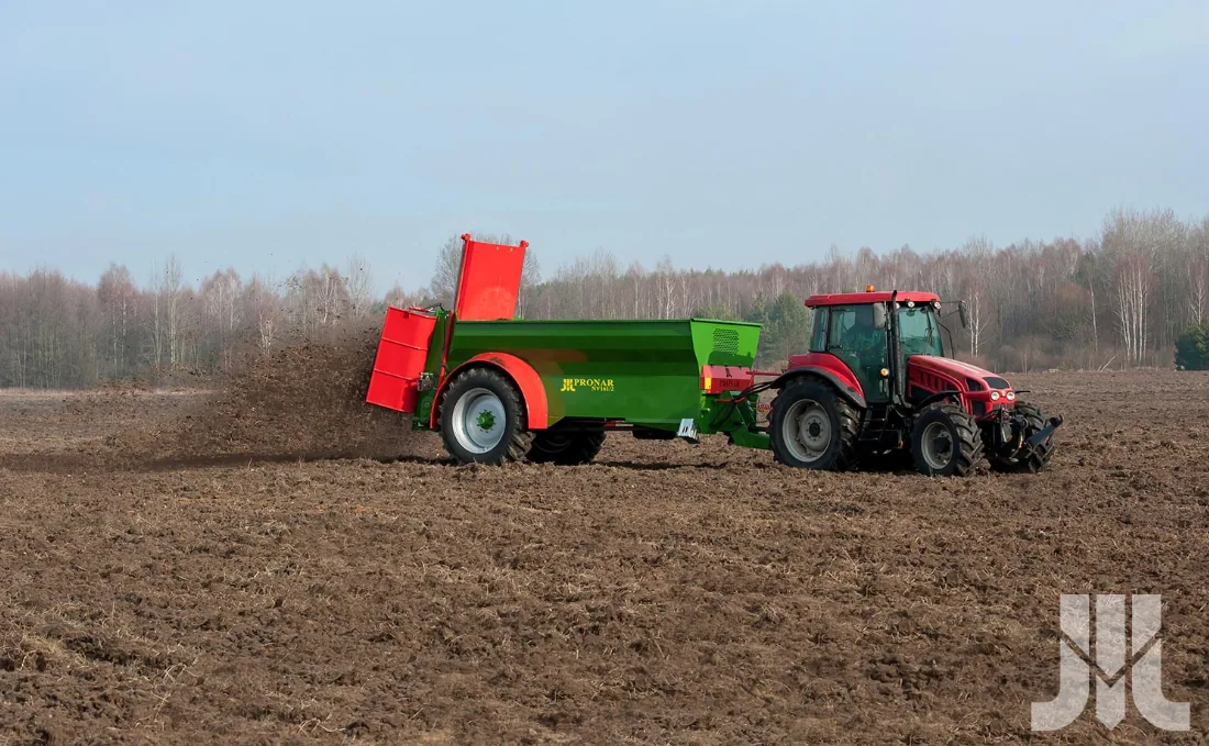 Rozrzutnik obornika PRONAR NV161 6t 8t 10t 12t 14t, zdjęcie 1