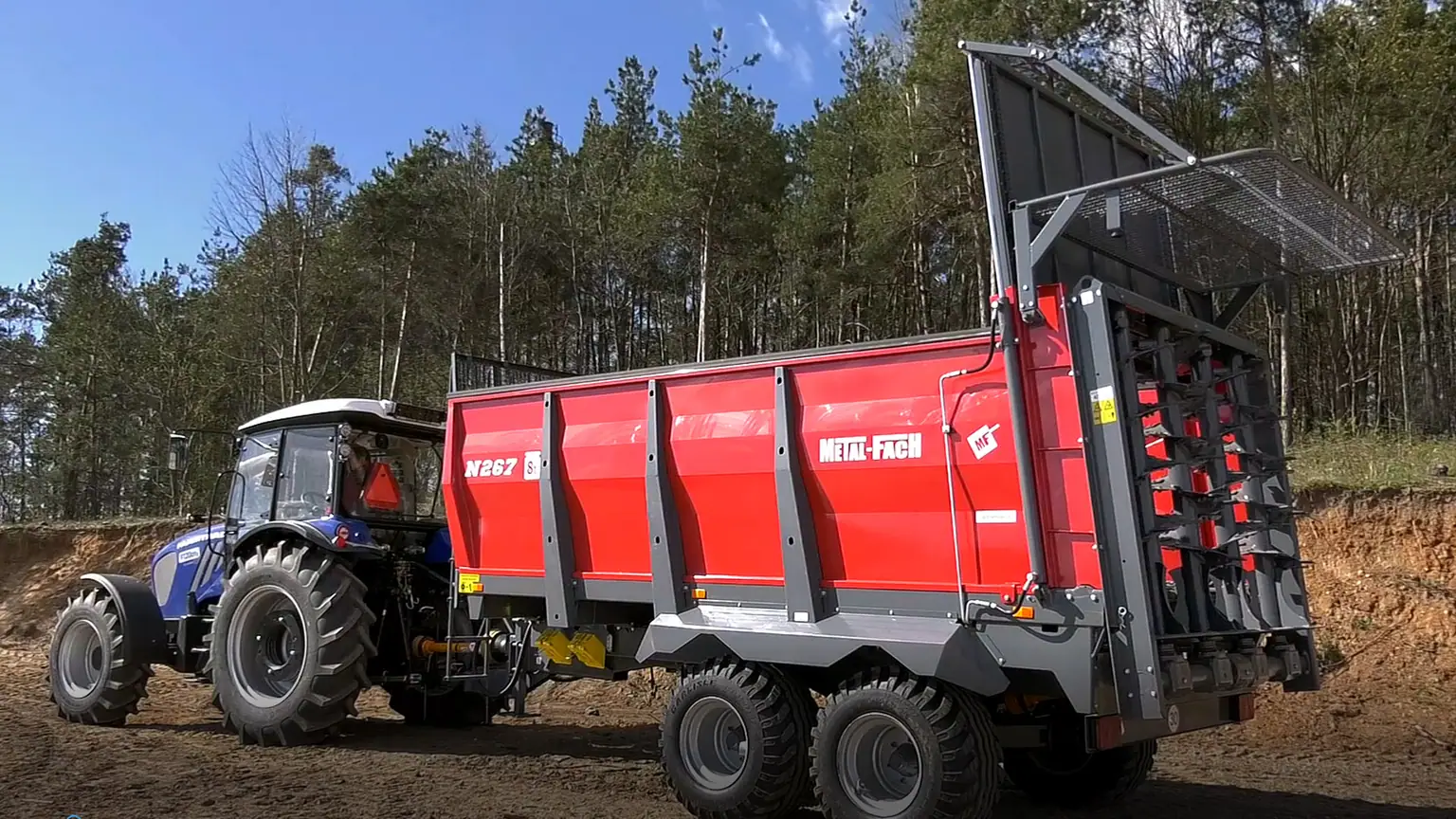 Rozrzutnik obornika tandem METAL-FACH N267/2 HORNET 10t, zdjęcie 2