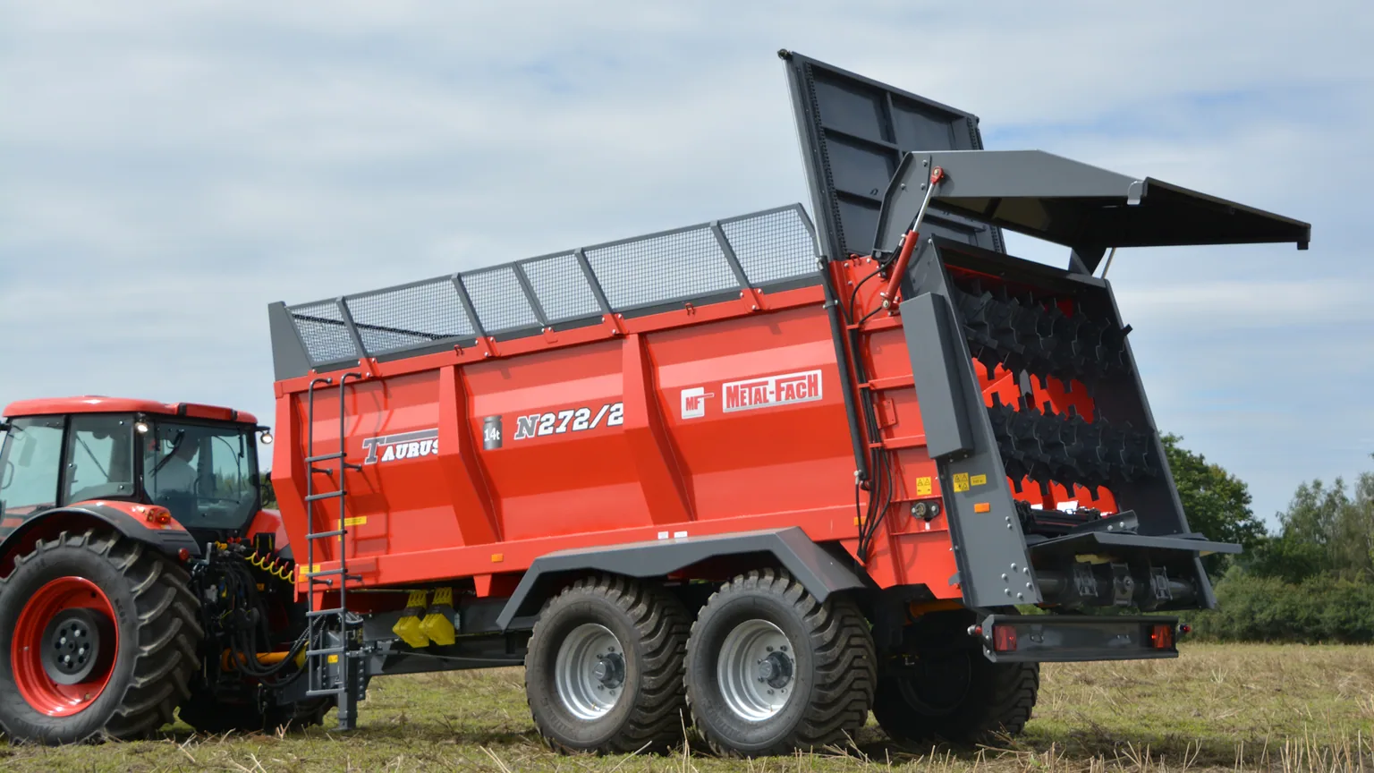 Rozrzutnik obornika tandem METAL-FACH N272/2 14t, zdjęcie 2