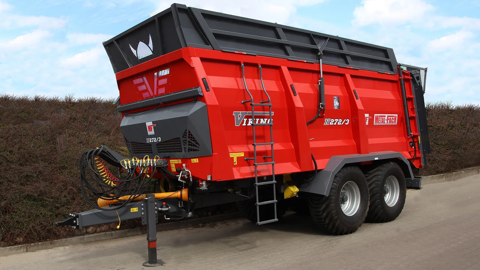 Rozrzutnik obornika tandem METAL-FACH N272/6 VIKING 18t, zdjęcie 1