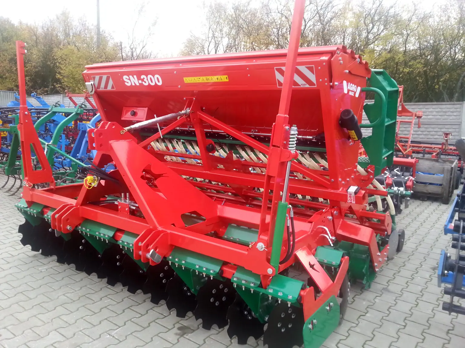 Zestaw uprawowo-siewny agregat AGRO-MASZ SN300 ANT30, zdjęcie 1